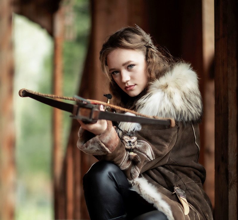 девушка, охотница, арбалет,охота,сюжет,стрела, girl, hunter, arbalest, story Охотница фото превью