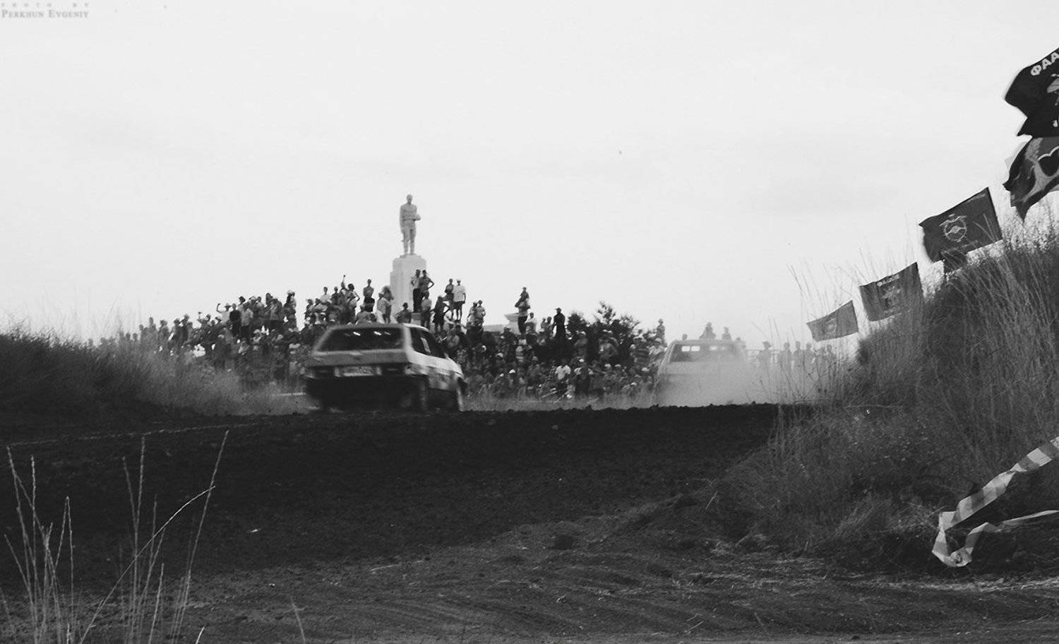 победа, георгиевская лента, флаги, знамя, флаг, 9 мая, день победы, герой, гонка, машина, авто, мемориал, воины, родина, Перхун Евгений