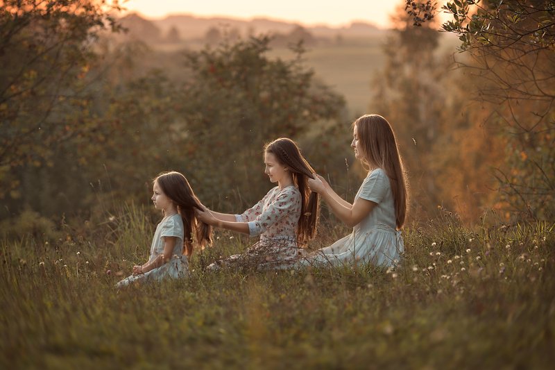 мама, девочка, закат, природа, лето Теплый вечер фото превью