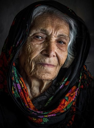 Patient - Tired of the day - Look at the turbulence - The mirror is not so spectacular - Struggle to look - take a look - Emerald eyes - Secret Shadow - pace of life  - Eyes locked in the light