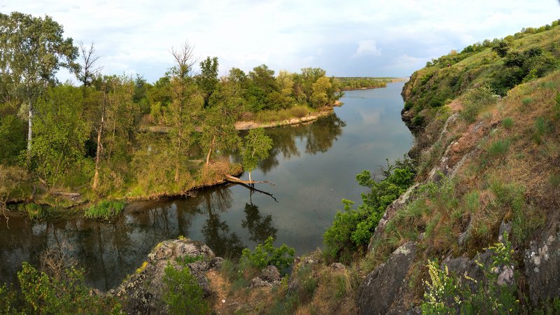 landscape,nature,sky,весна,вода,закат,зелень,камни,краски,небо,отражение,панорама,пейзаж,природа,река,скалы,сюжет,рекаднепр Майские широты 2 фото превью
