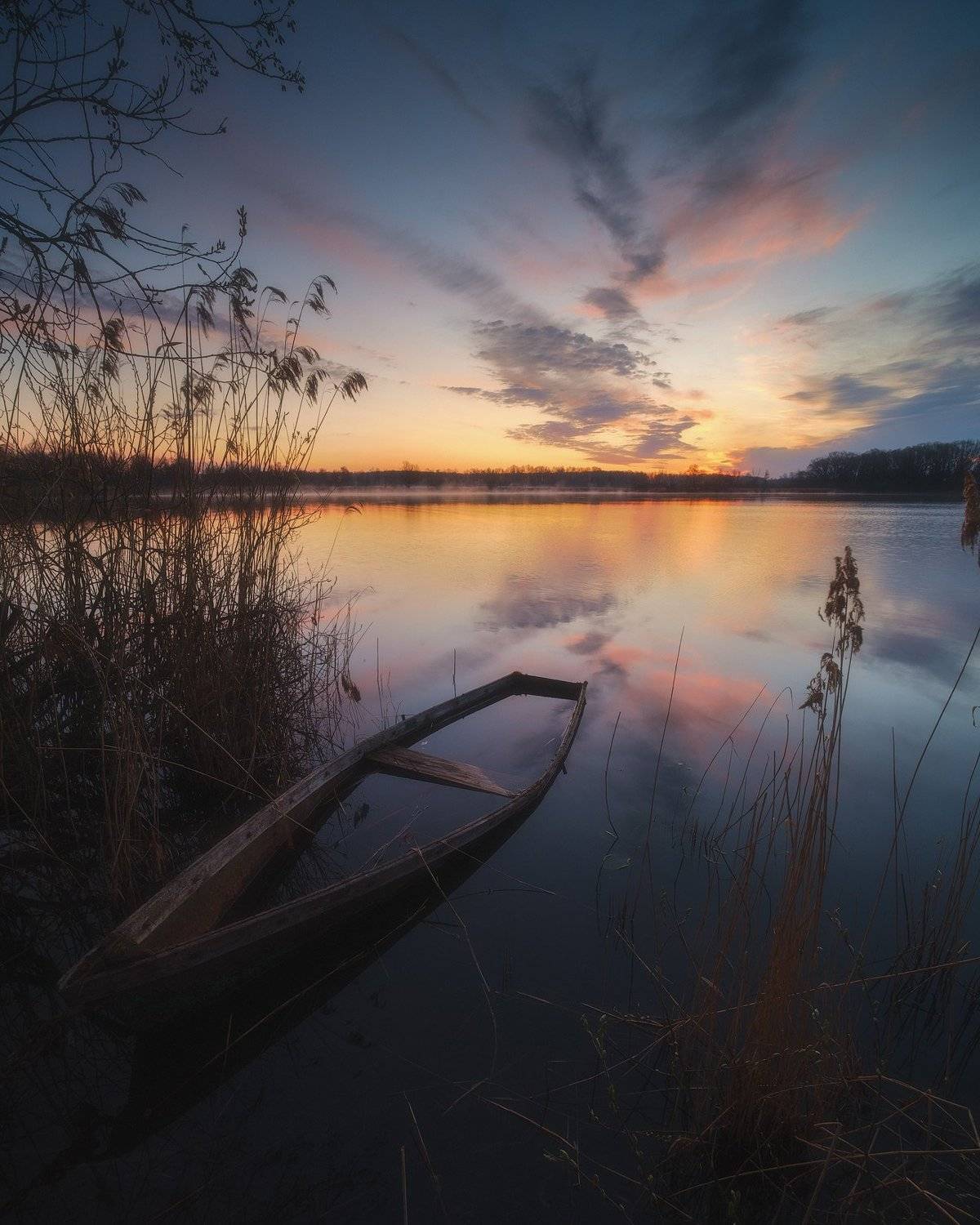 россия, московская область, шатура, озеро, природа, пейзаж, весна, лес, рассвет, отражение, восход солнца, Оборотов Алексей