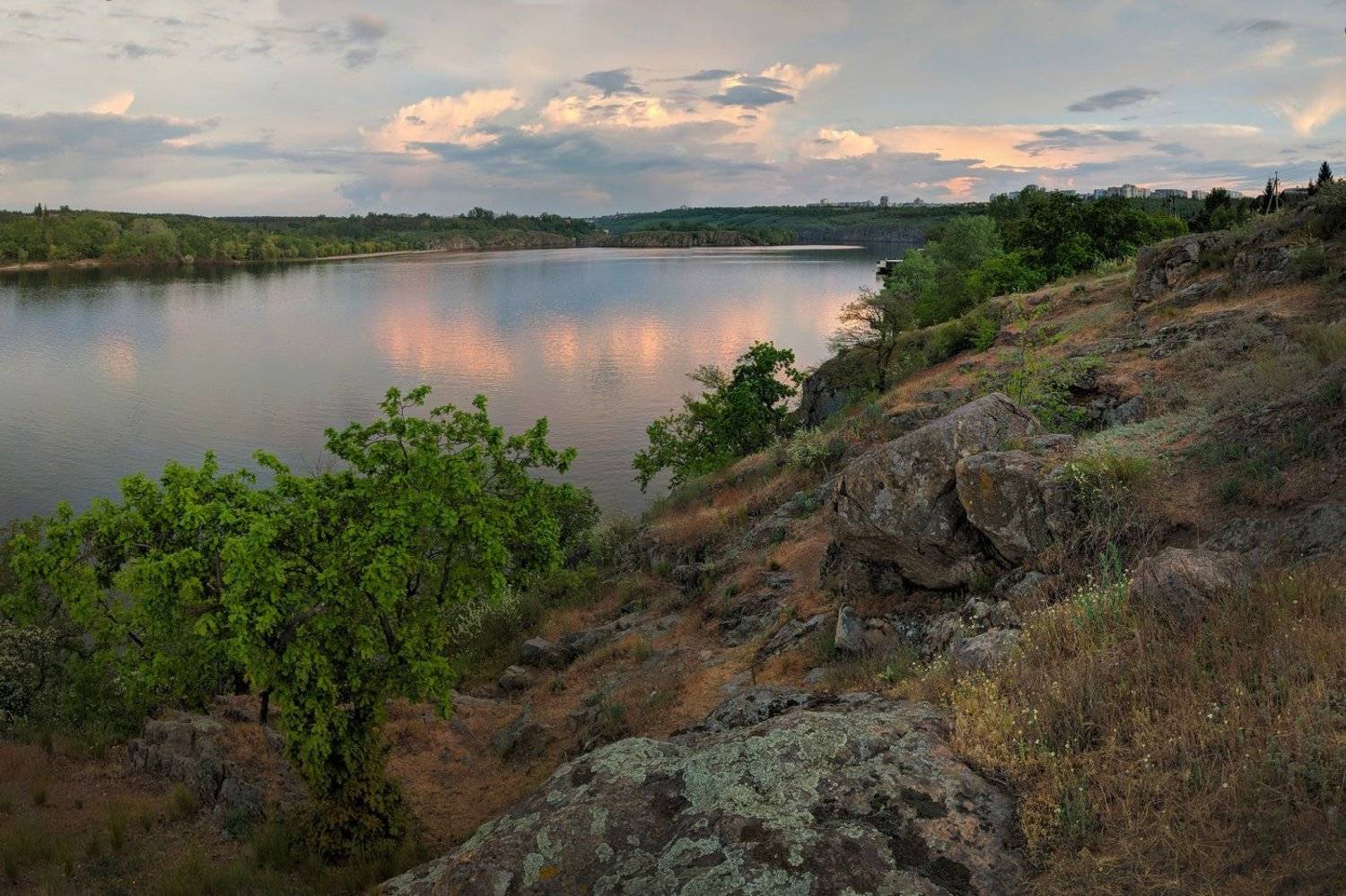 вечер,вода,закат,запорожье,краски,май,небо,отражение,река,река днепр,релакс,скалы,хортица,вырва, Сергей Богачёв