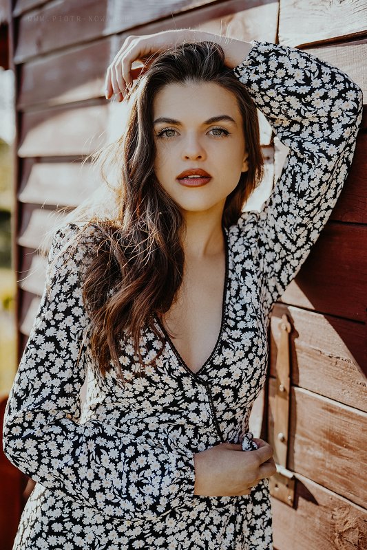 Claudia фото превью