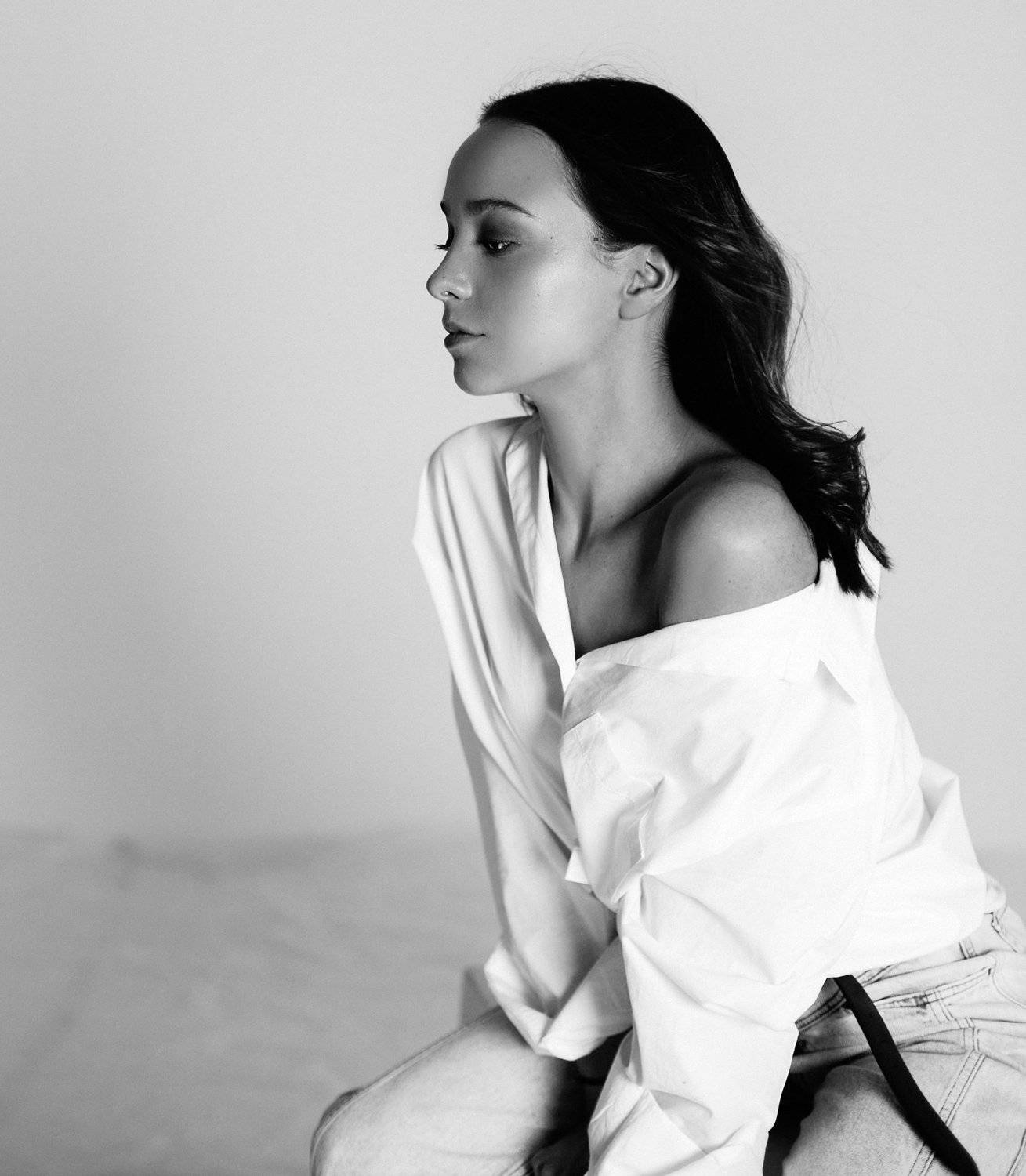 девушка,портрет,фотостудия,волосы,ветер,атмосфера,street bw photo portrait,bw, Светлана