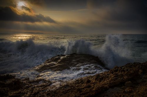 Samothraki greets Thassos, Greece