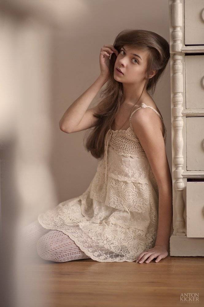 , Антон Кикер