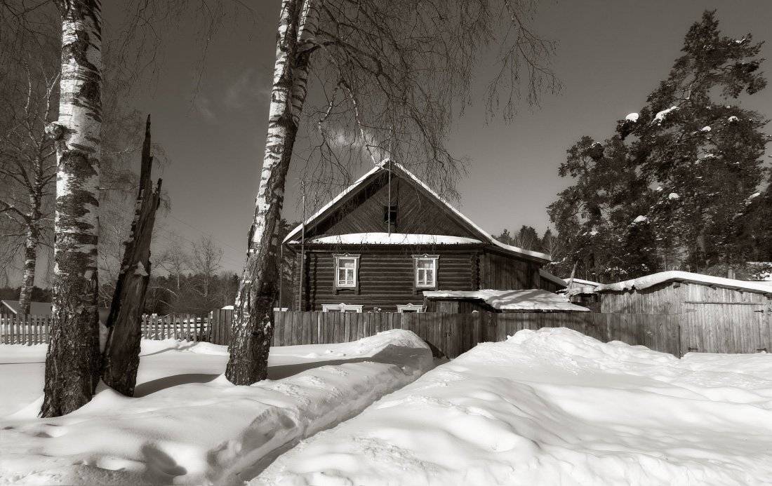 снег, тропинка, сугробы, дом, избушка, дым, березы, лес, зима, мороз, Георгий Машковцев