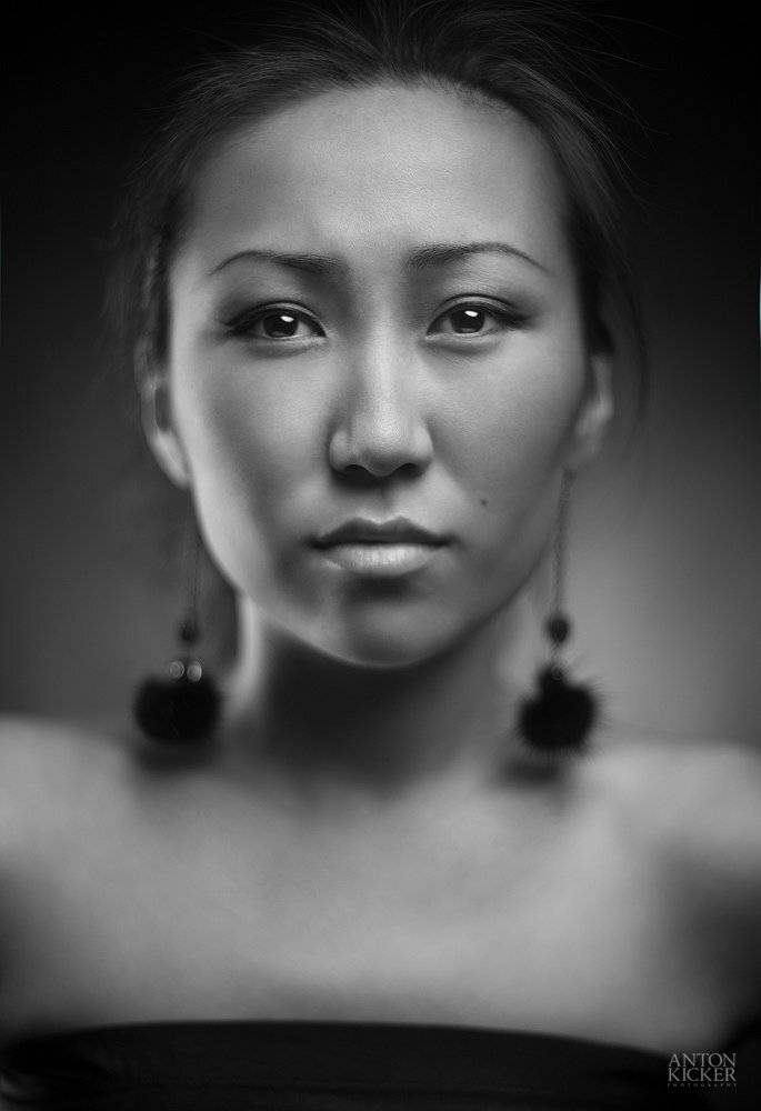 , Антон Кикер