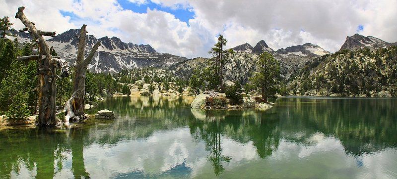 Красота пиренейских гор фото превью