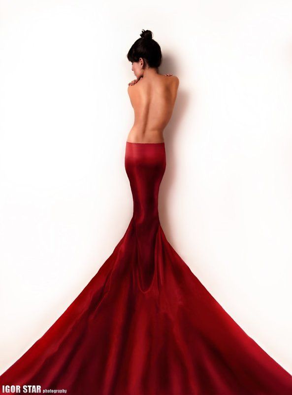 Lady in red фото превью