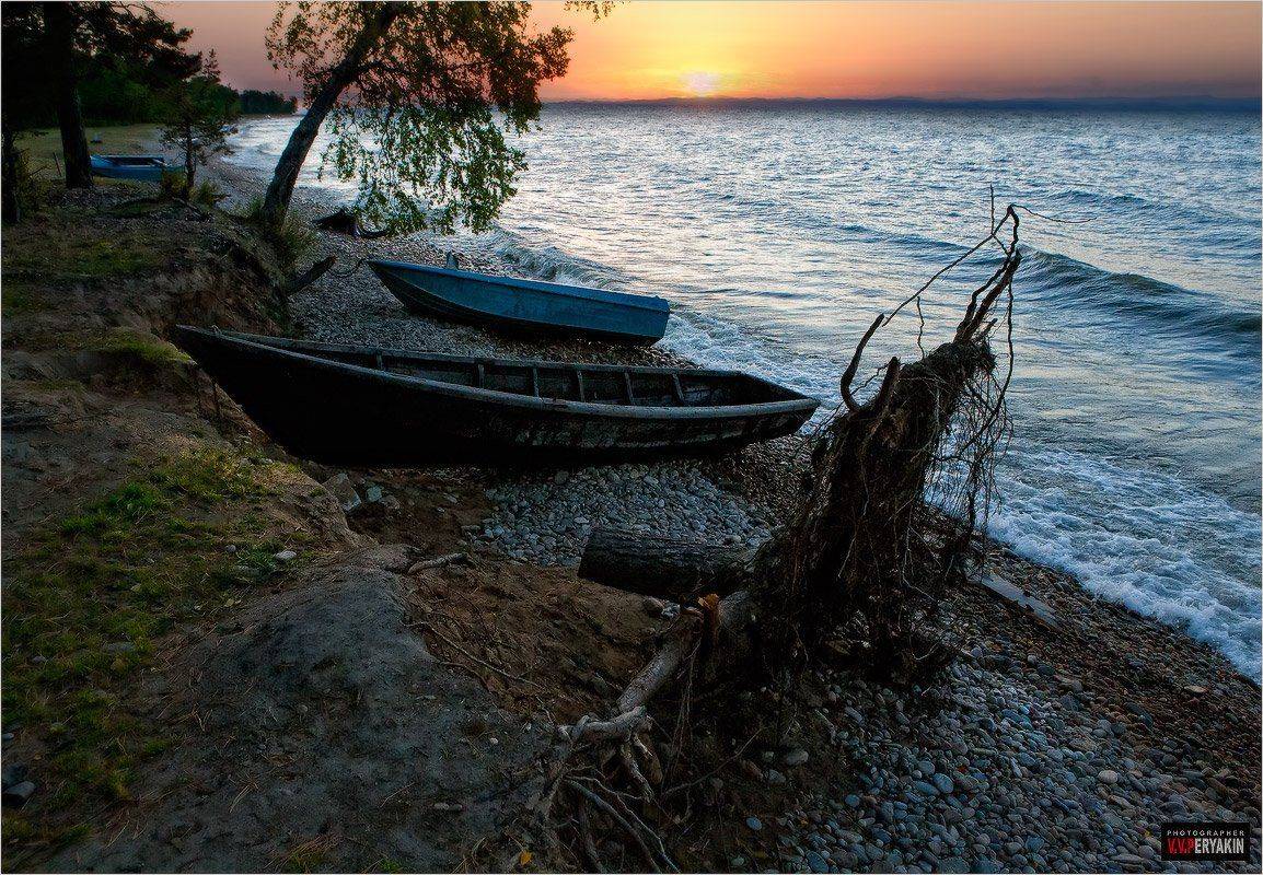 , Виктор Перякин