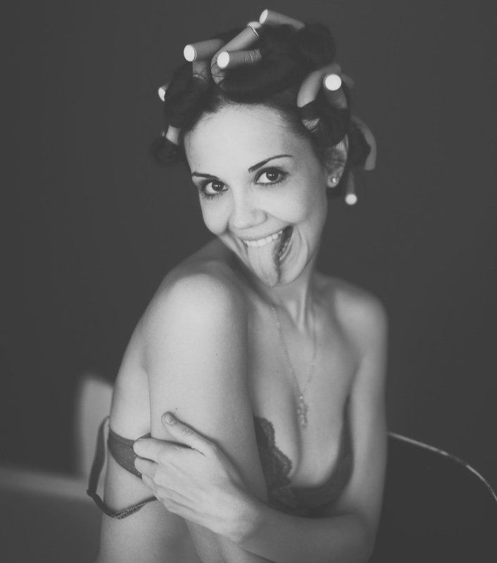 Про нее фото превью