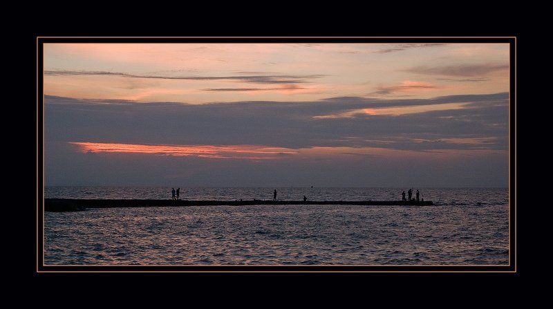 Мрачняк какой-то... фото превью