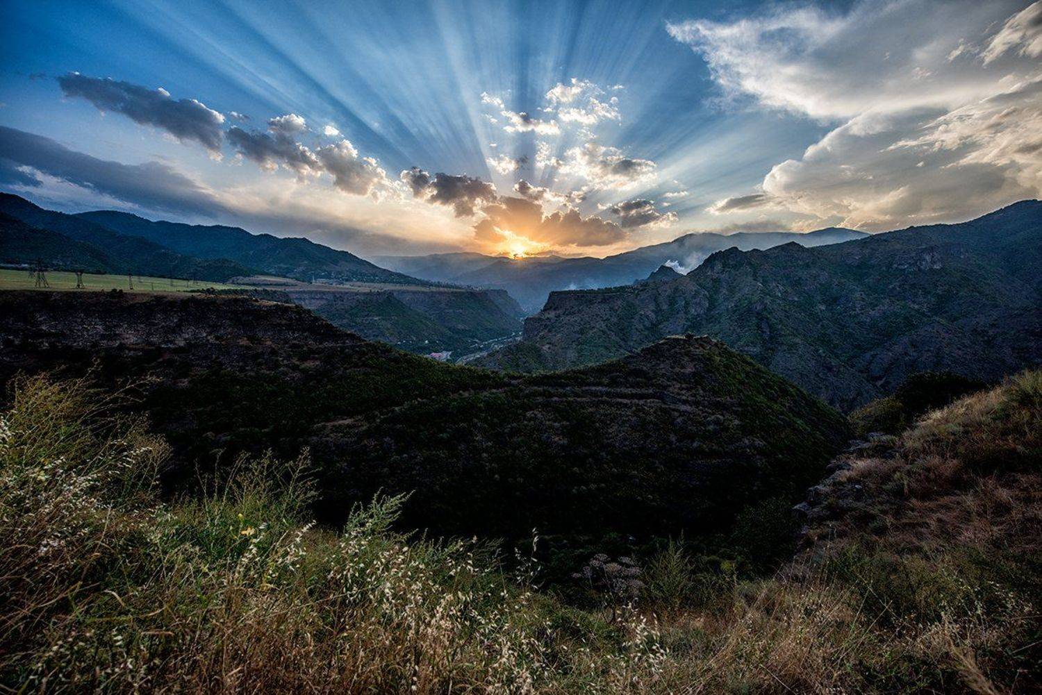 , Анатолий Поятэ