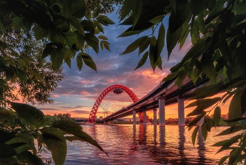 Живописный мост