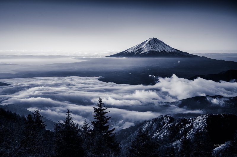 fuji, Japan,mountain,clouds,peak,top,snow,autumn,sky,amazing,wonderful,blue Mount Fuji island фото превью