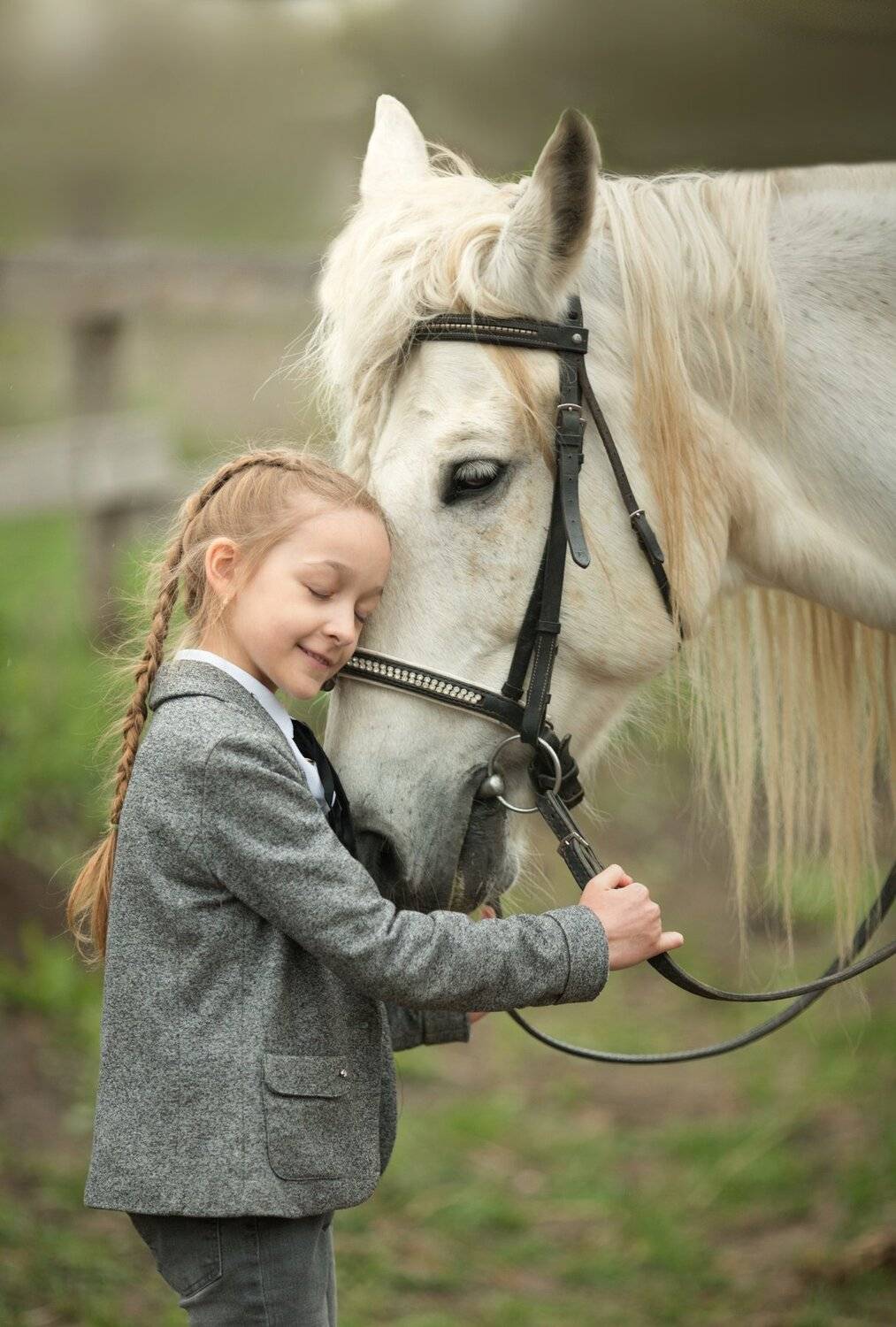 портрет, детский фотограф, портретист, девочка, весна,  природа, Мороз Валерия, топ фотограф, обучение фото, обучение ретуши, конюшня, конь, лошади, , Валерия Мороз