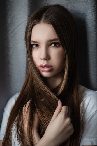 Полина