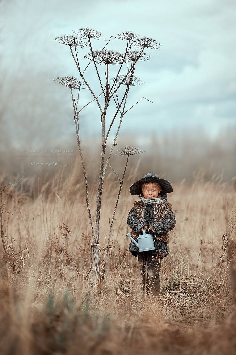 мальчик, дневной свет, дети, художественная фотография, фотосессия на природе, борщевик, улица, природа, Елена Чернигина