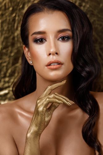 Golden beauty