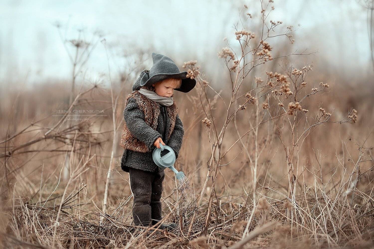 мальчик, дневной свет, дети, художественная фотография, фотосессия на природе, борщевик, улица, природа, Елена Чернигина