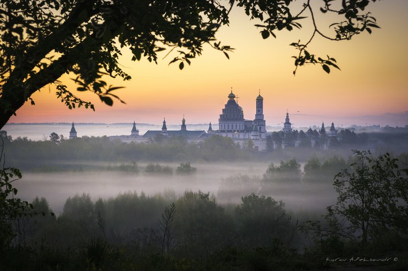 утро, рассвет, пейзаж, московская область Новоиерусалимский монастырь на рассвете фото превью