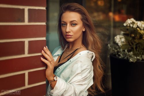 women by wpixel (More Than Beauty)