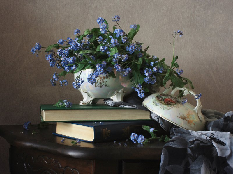 Натюрморт с незабудками фото превью