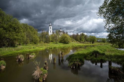 весна в Филипповском
