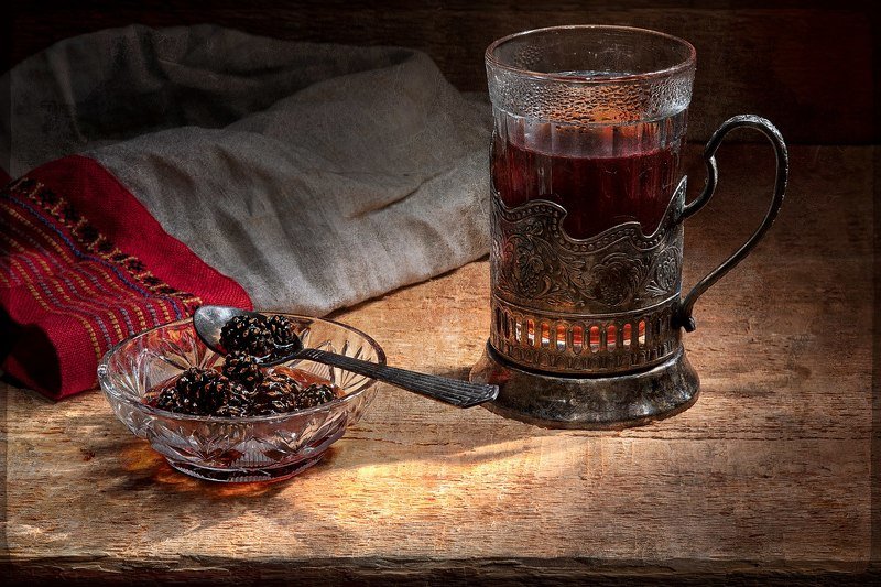 Варенье из сосновых шишек фото превью