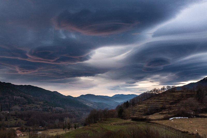 Pyrenees фото превью