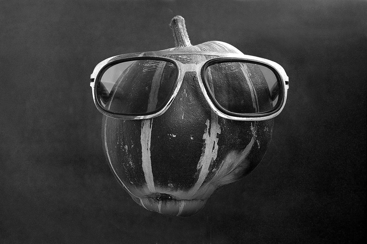 черно-белое, тыква, контраст, очки, натюрморт, Елена Матросова