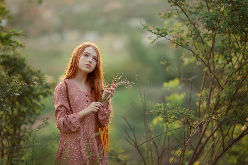 рыжая девочка закат волосы *** фото превью