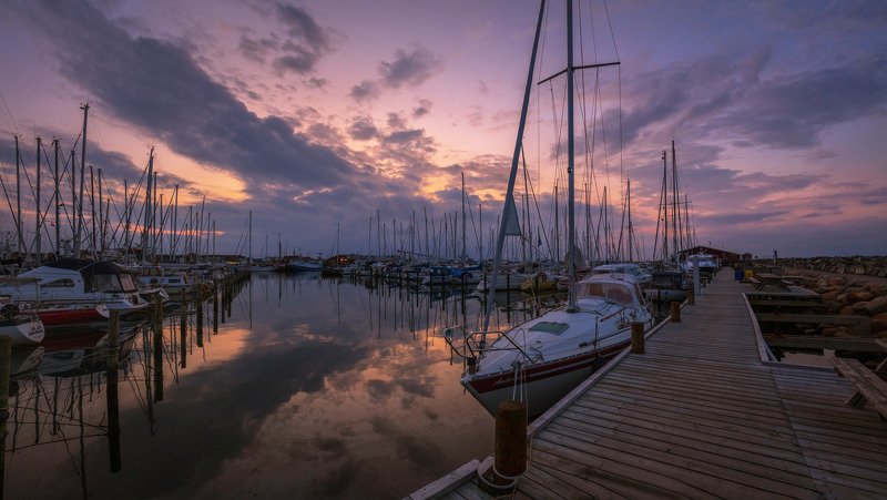 дания, пристань, море, лодки, закат, ВЕЧЕР НА ПРИСТАНИ фото превью