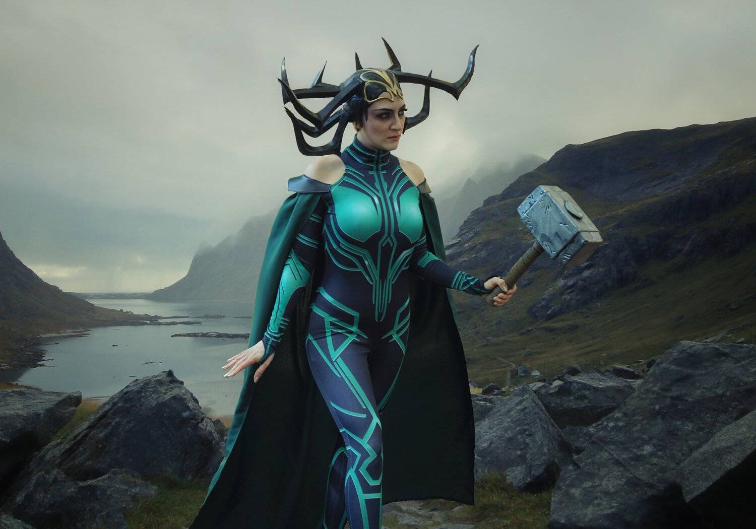 девушка, молот, скалы, Sergii Vidov