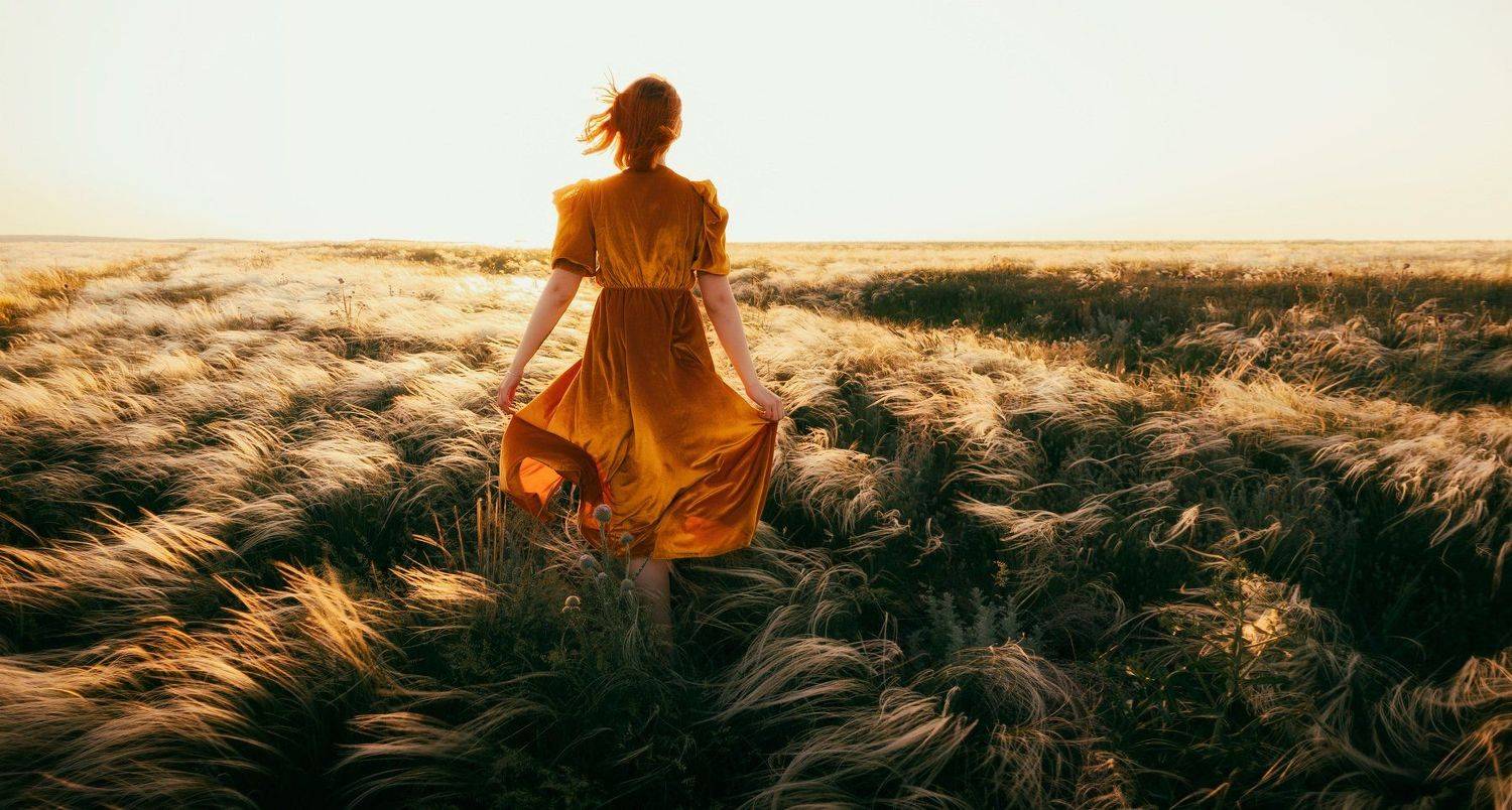 Ковыль, девушка, море, платье, ветер, степь, солнце, травы, Илья Логачёв