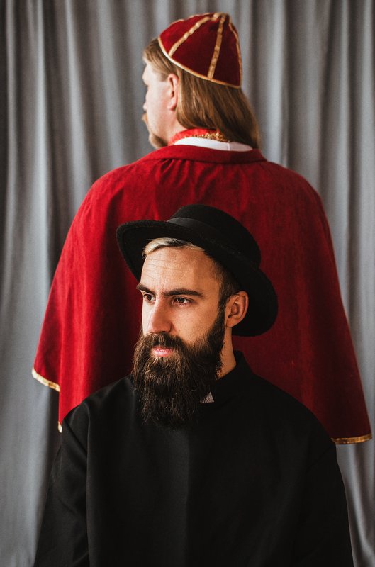 Shadow of the Pope фото превью