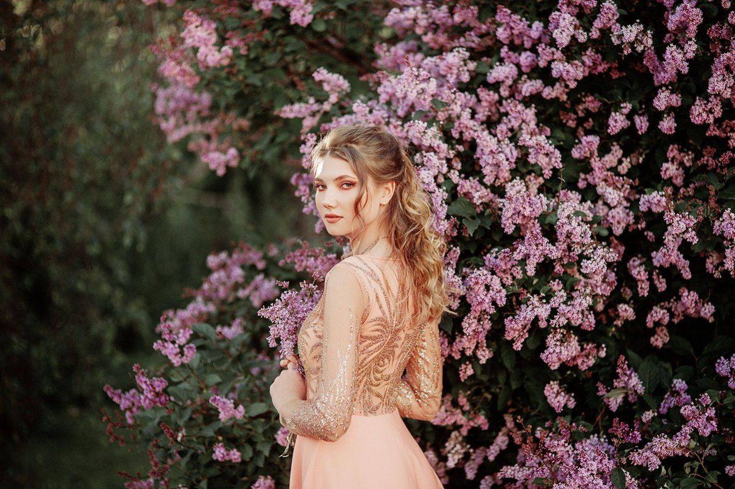 , Лана Никонова