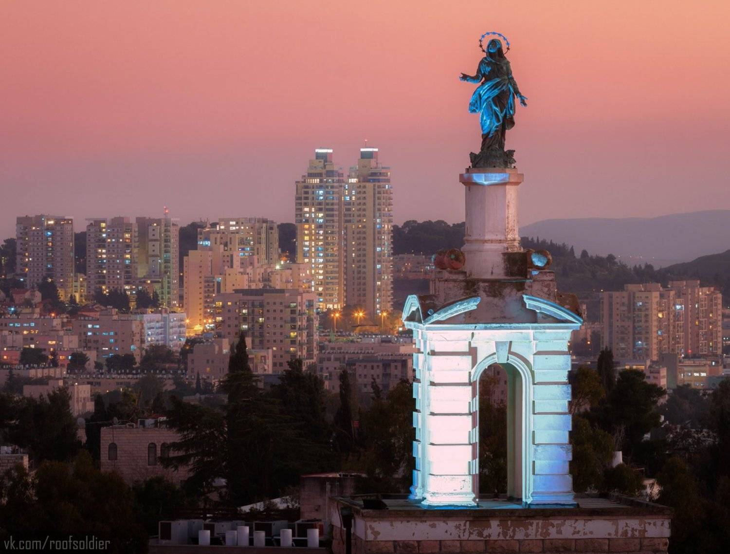 Jerusalem, Israel, sunset, sculpture, madonna, religion, roof, архитектура, крыша, скульптура, Израиль, Иерусалим, закат, Мадонна, религия, Голубев Алексей