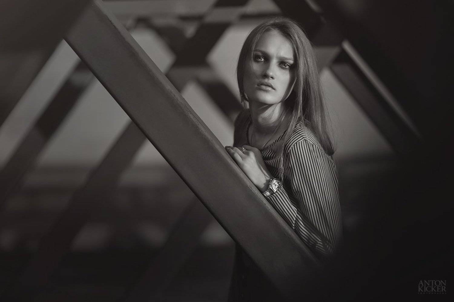 , Антон Кикер