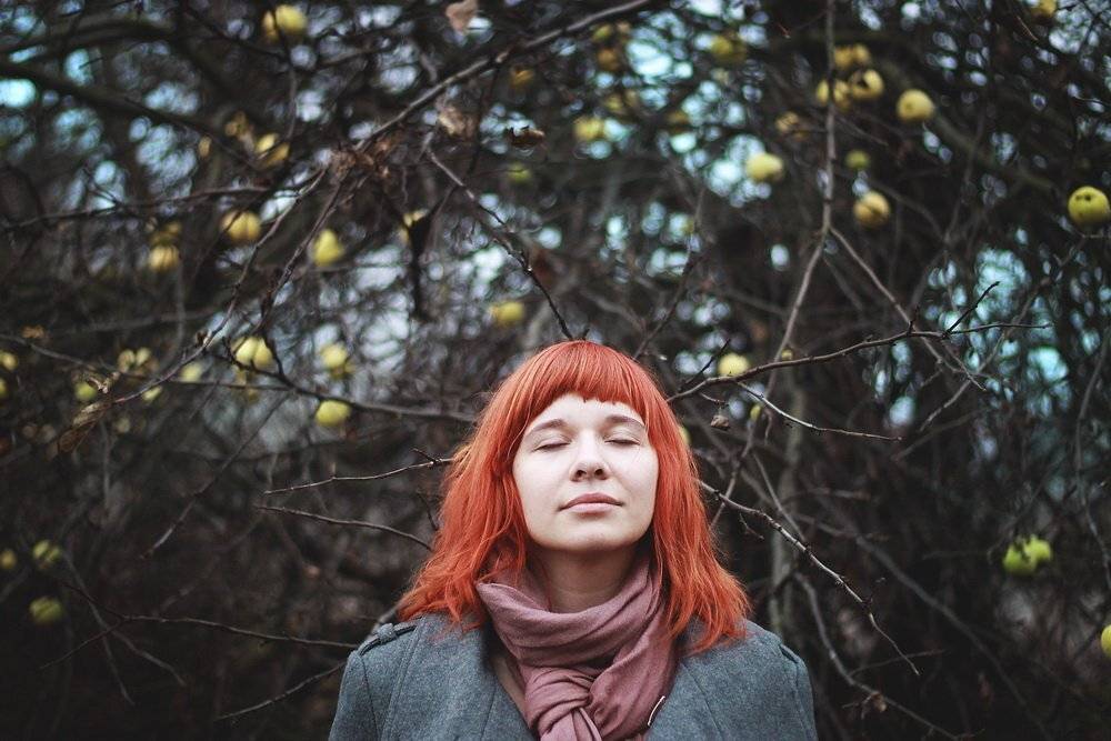 холодно., яблоки., осень., рыжая., Голод Виктория