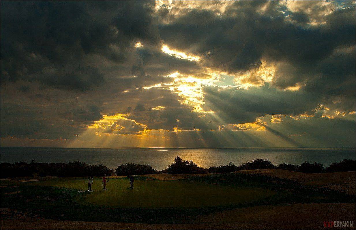 , Виктор Перякин