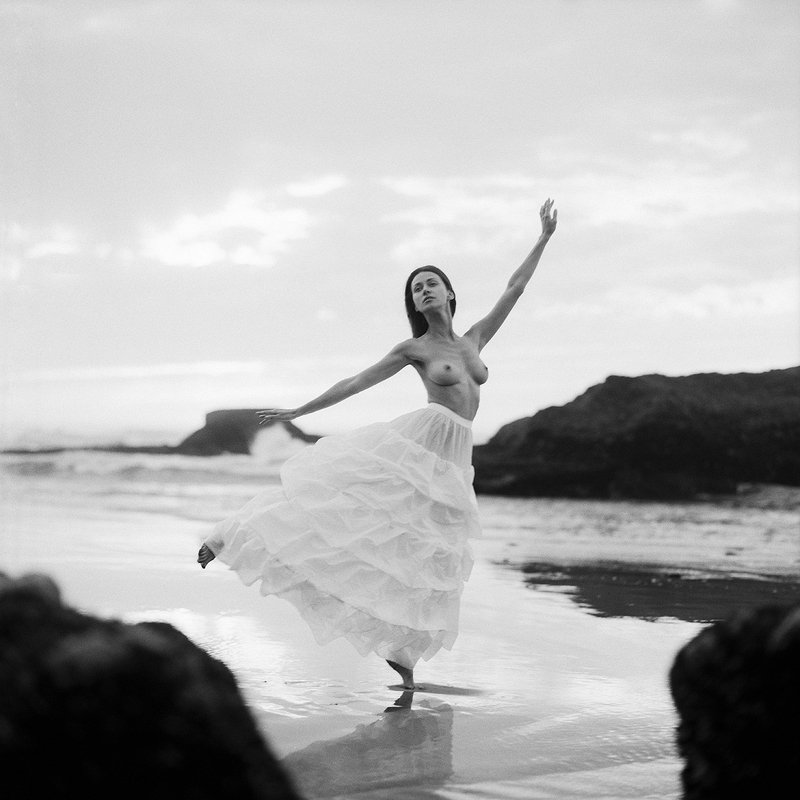 akt, nude, analog, women, ninoveron, olga alberti, hasselblad, maroko, morocco, bw, 6x6, Olga фото превью