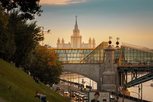 Мост Богдана Хмельницкого и МГУ