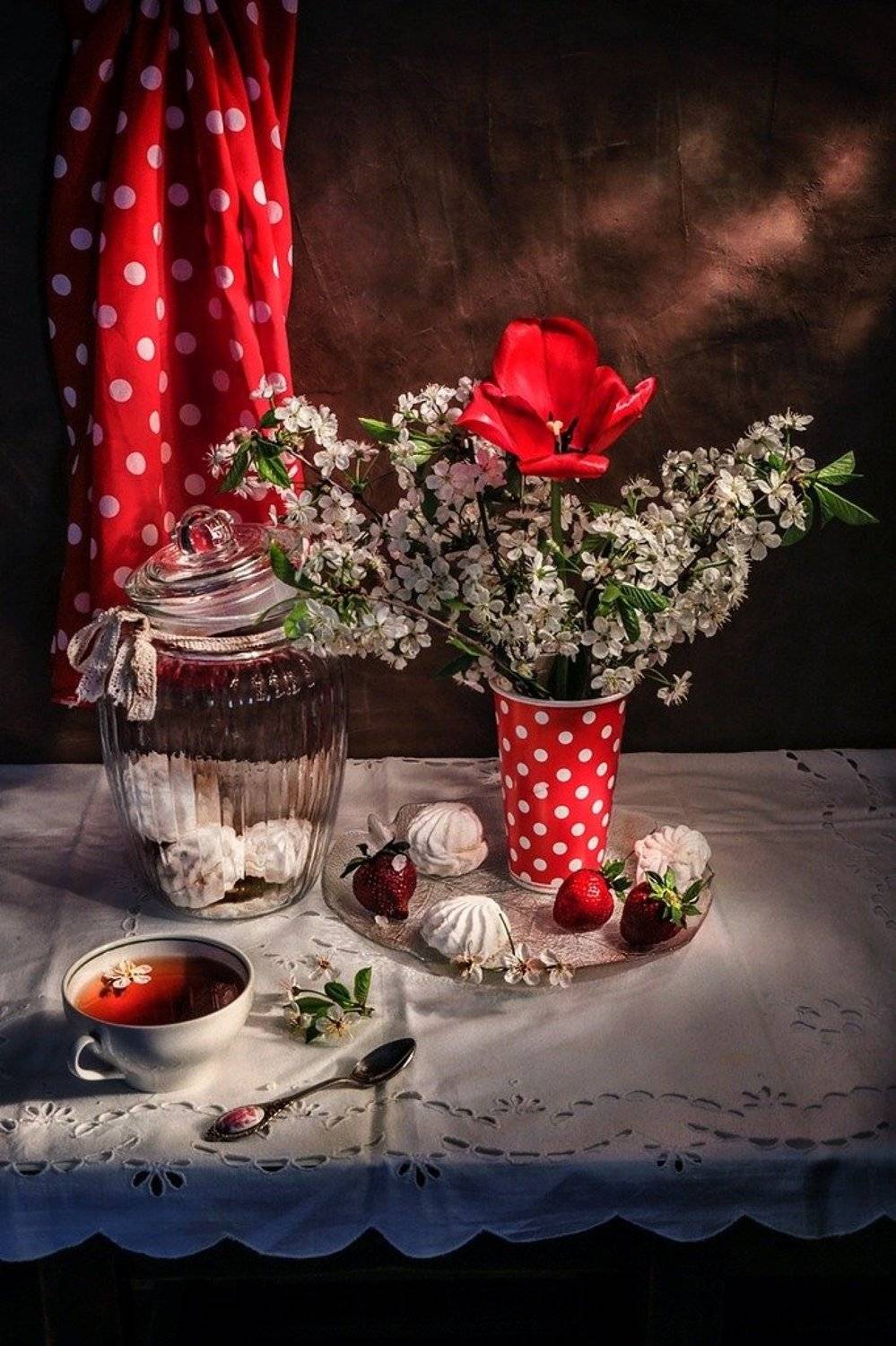 натюрморт,весна,клубника,цветы,, Zadorina Svetlana