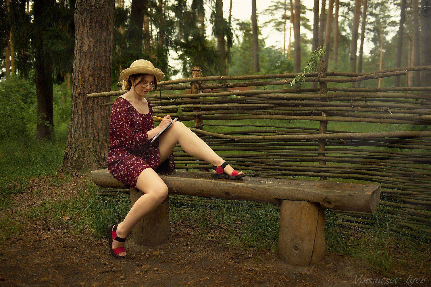 красивая , девушка, винтаж, природа, лавочка, тетрадь, Воронцов Игорь