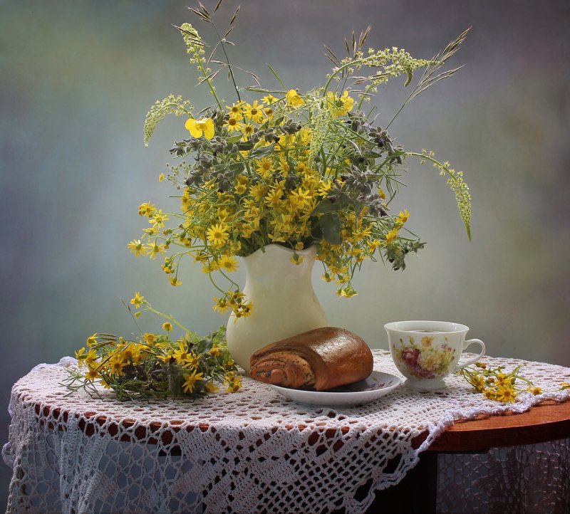 лето, цветы, полевые, выпечка Летний перекус фото превью