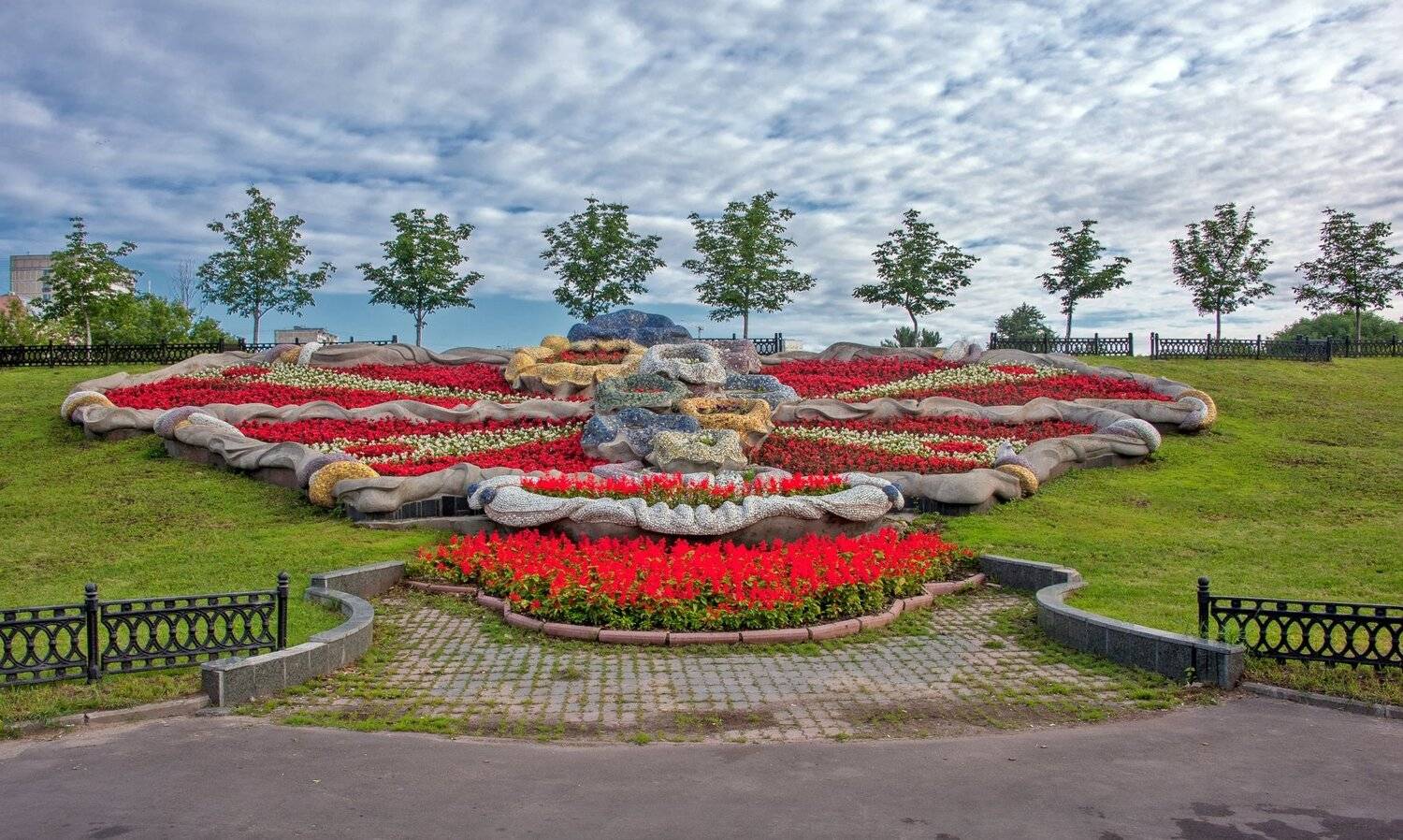 ,  Валерий