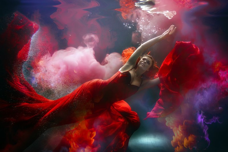 underwaterphoto, underwater, underwaterfineart, фотоарт, подводные съемки, подводная фотосессия,  под водой, красное платье, женщина в красном, photoarts, magic Женщина в красном фото превью